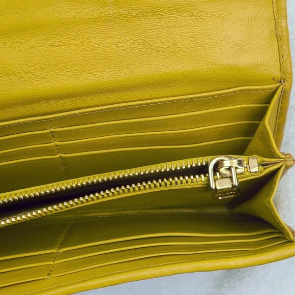 Miu Miu Wallet Matelasse Flap Long Wallet Calfskin Mustard Yellow No Returns - Picture 5 of 16